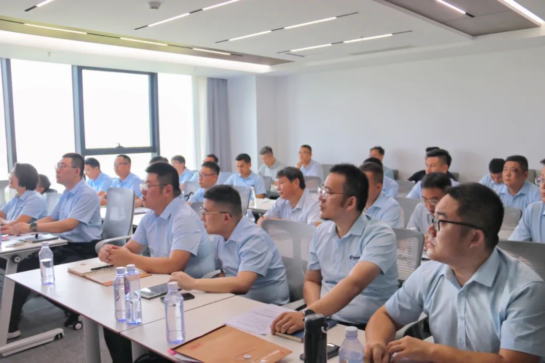 2024年上半年中層管理干部述職會議：述職曬答卷，砥礪再奮進。